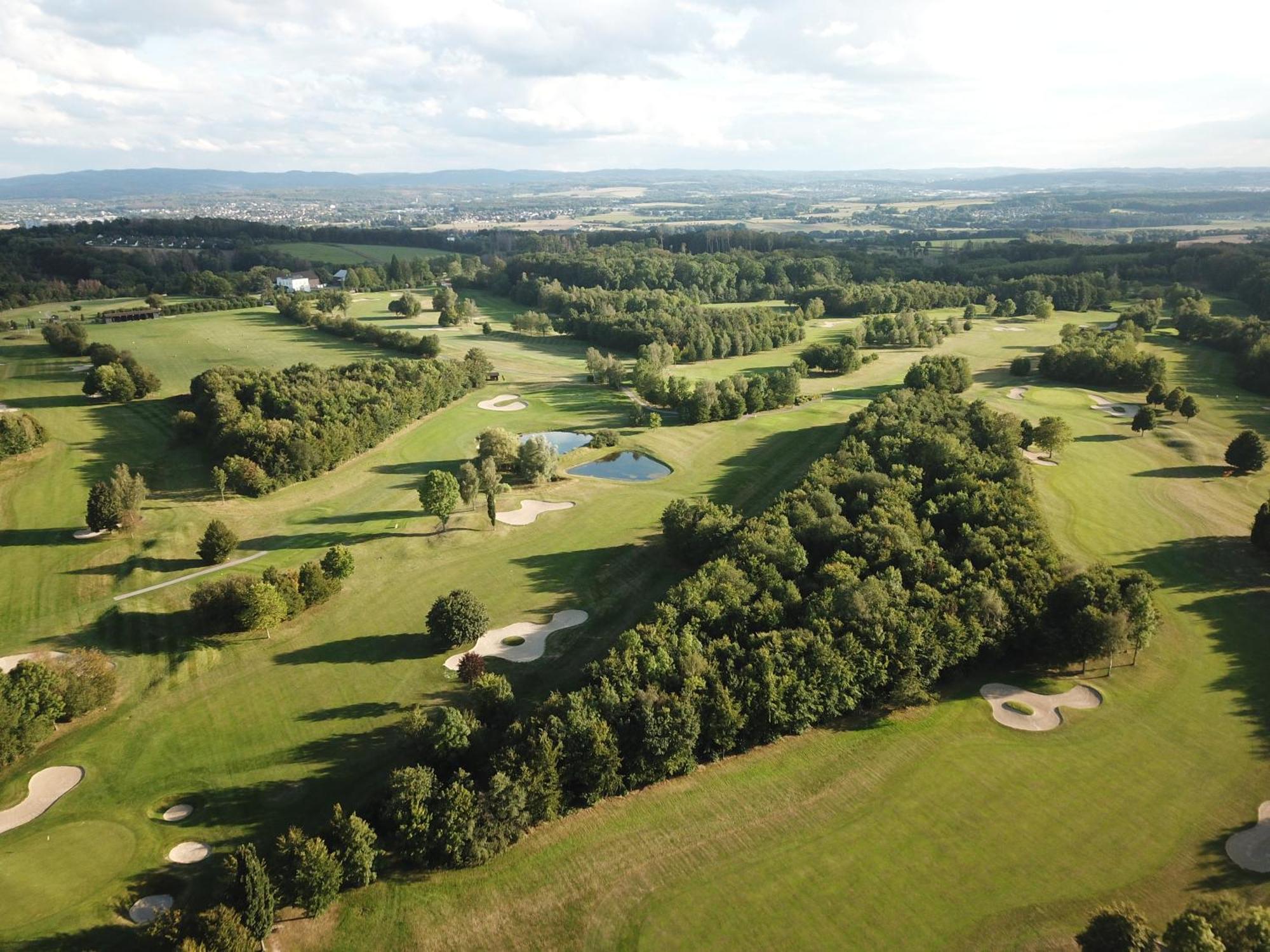 Golfhotel Gut Neuenhof Фрёнденберг Экстерьер фото